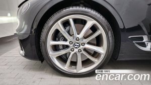 Bentley Continental 4.0 GT 2020 года из Южной Кореи
