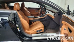 Bentley Continental 4.0 GT 2020 года из Южной Кореи
