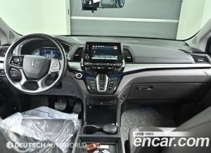 Honda Odyssey 3.5 2020 года из Южной Кореи
