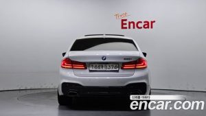 BMW 5-Series 520i M Sport 2020 года из Южной Кореи