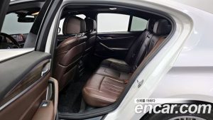 BMW 5-Series 520i M Sport 2020 года из Южной Кореи