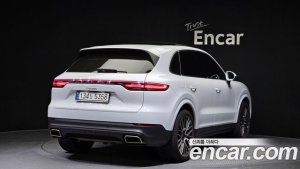Porsche Cayenne 3.0 2021 года из Южной Кореи