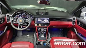 Porsche Cayenne 3.0 2021 года из Южной Кореи