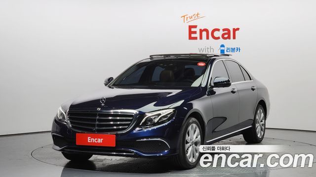 Mercedes-Benz E-Class E300 4MATIC Exclusive 2020 года из Кореи