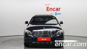 Mercedes-Benz E-Class E300 4MATIC Exclusive 2020 года из Южной Кореи
