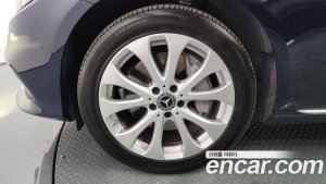 Mercedes-Benz E-Class E300 4MATIC Exclusive 2020 года из Южной Кореи