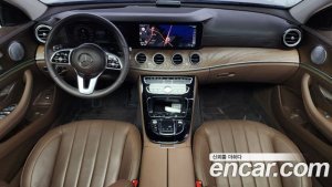 Mercedes-Benz E-Class E300 4MATIC Exclusive 2020 года из Южной Кореи