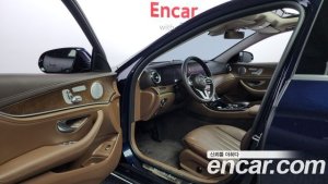 Mercedes-Benz E-Class E300 4MATIC Exclusive 2020 года из Южной Кореи