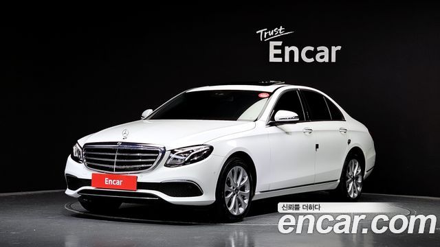 Mercedes-Benz E-Class E220d 4MATIC Exclusive 2020 года из Кореи