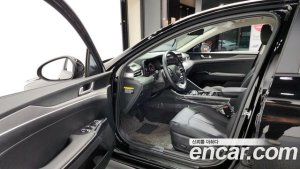 Kia K5 2.0 2020 года из Южной Кореи