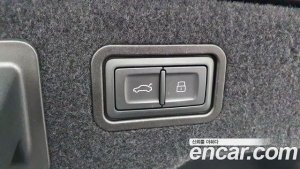 Audi A8 55 TFSI 4WD LWB 2020 года из Южной Кореи