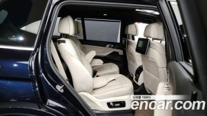 BMW X7 xDrive 40d M Sport 6-seater 2021 года из Южной Кореи