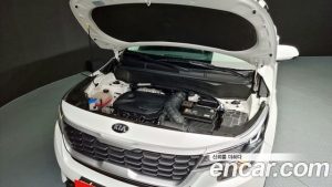 Kia Seltos Бензин 1.6 Turbo 2WD 2022 года из Южной Кореи