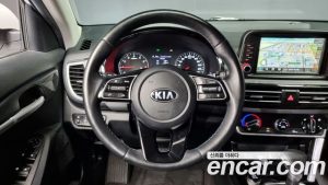 Kia Seltos Бензин 1.6 Turbo 2WD 2022 года из Южной Кореи