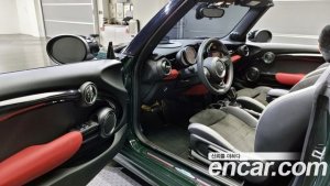 Mini Cooper Convertible JCW 2020 года из Южной Кореи