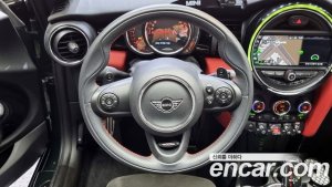 Mini Cooper Convertible JCW 2020 года из Южной Кореи