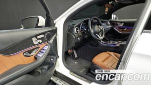 Mercedes-Benz GLC-Class GLC300 4MATIC Premium Coupe 2020 года из Южной Кореи