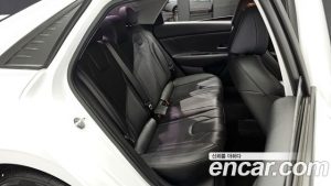 Hyundai AVANTE 1.6 2021 года из Южной Кореи