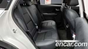 Kia Niro 1.6 HEV 2020 года из Южной Кореи