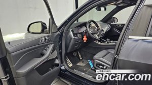 BMW X5 xDrive 40i M Sport 2021 года из Южной Кореи