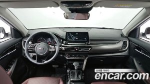 Kia Seltos Бензин 1.6 Turbo 2WD 2022 года из Южной Кореи