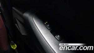 Kia Seltos Бензин 1.6 Turbo 2WD 2022 года из Южной Кореи