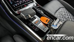 Audi SQ8 4.0 TDI 4WD 2021 года из Южной Кореи