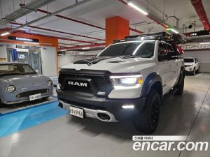 Dodge Ram Pick Up 5.7 2020 года из Южной Кореи