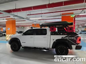 Dodge Ram Pick Up 5.7 2020 года из Южной Кореи