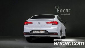 Hyundai AVANTE 1.6 2020 года из Южной Кореи