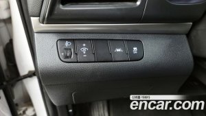 Hyundai AVANTE 1.6 2020 года из Южной Кореи