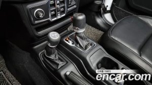 Jeep Wrangler 2.0 Overland Unlimited Top 4Door 2020 года из Южной Кореи