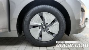 Hyundai Ioniq 1.6 HEV 2020 года из Южной Кореи