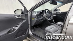 Hyundai Ioniq 1.6 HEV 2020 года из Южной Кореи