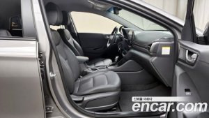 Hyundai Ioniq 1.6 HEV 2020 года из Южной Кореи