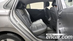 Hyundai Ioniq 1.6 HEV 2020 года из Южной Кореи