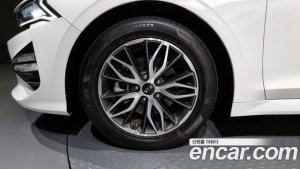 Kia K5 2.0 2021 года из Южной Кореи