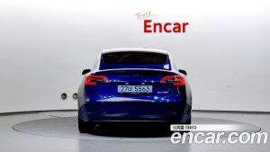 Tesla Model 3 Performance 2020 года из Южной Кореи