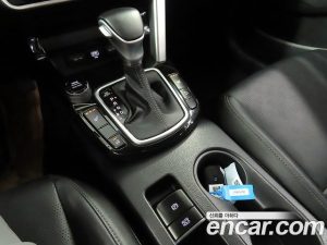 Kia Seltos Бензин 1.6 Turbo 2WD 2022 года из Южной Кореи