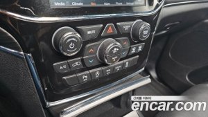Jeep Cherokee 3.6 Limited 2021 года из Южной Кореи