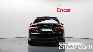 Audi A5 40 TFSI 4WD Premium Sportback 2021 года из Южной Кореи