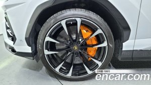 Lamborghini Urus 4.0 V8 2020 года из Южной Кореи