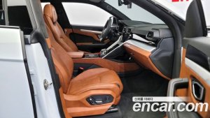 Lamborghini Urus 4.0 V8 2020 года из Южной Кореи
