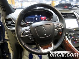Lincoln Nautilus 2.7 Reserve AWD 2019 года из Южной Кореи