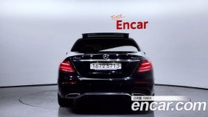Mercedes-Benz E-Class E350 4MATIC AMG Line 2020 года из Южной Кореи