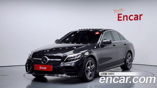 Mercedes-Benz C-Class C200 AMG Line 2021 года из Кореи