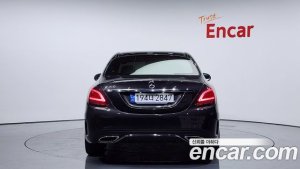 Mercedes-Benz C-Class C200 AMG Line 2021 года из Южной Кореи