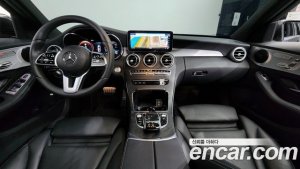 Mercedes-Benz C-Class C200 AMG Line 2021 года из Южной Кореи