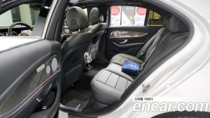 Mercedes-Benz E-Class E350 4MATIC AMG Line 2020 года из Южной Кореи