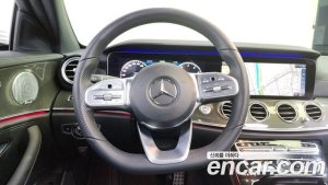 Mercedes-Benz E-Class E350 4MATIC AMG Line 2020 года из Южной Кореи